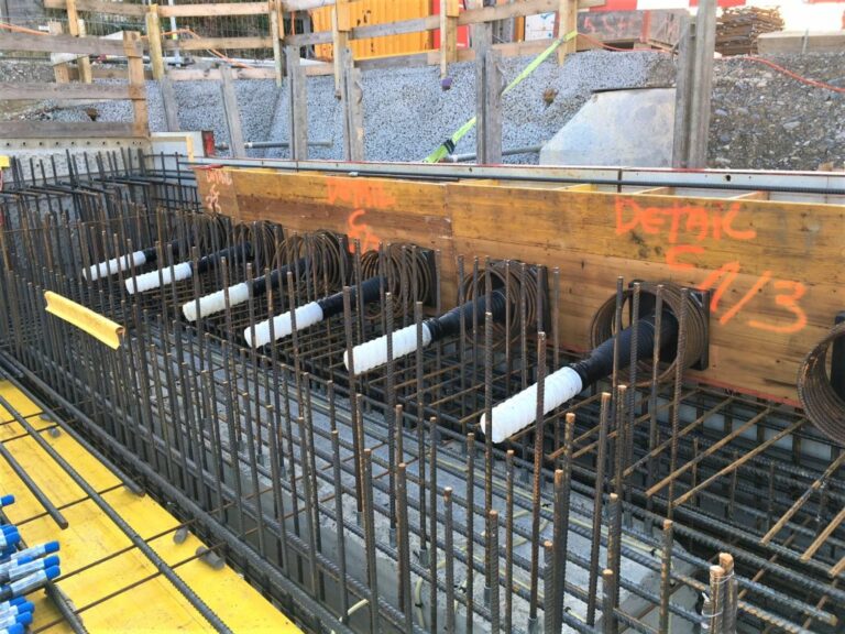 Baustellenansicht 3. Röhre Grubrist